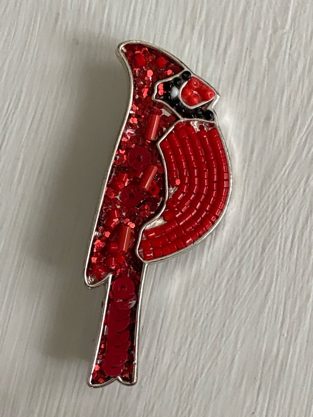 Red Cardinal Brooch Silver Tone Mixed Media Beaded Sequin Bird Pin - Picture 11 of 11